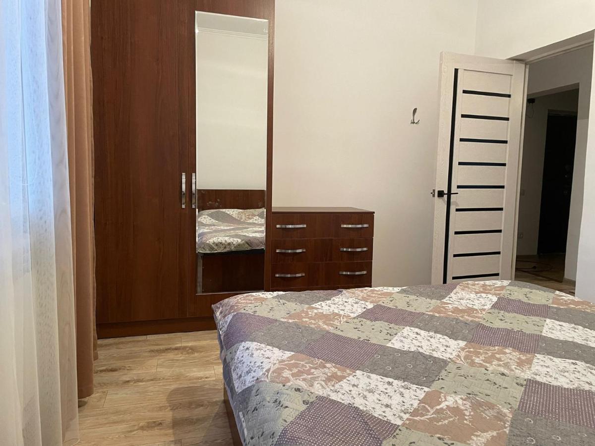 Stunning Lakeside Villa Korumdu Екстер'єр фото